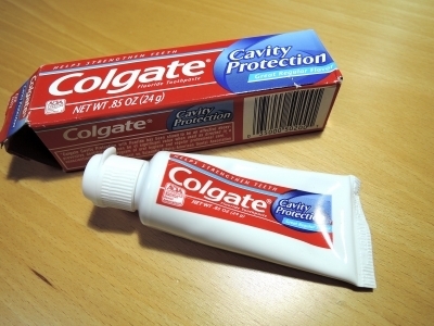 Colgate コルゲート アメリカの歯磨き粉 使って報告日記